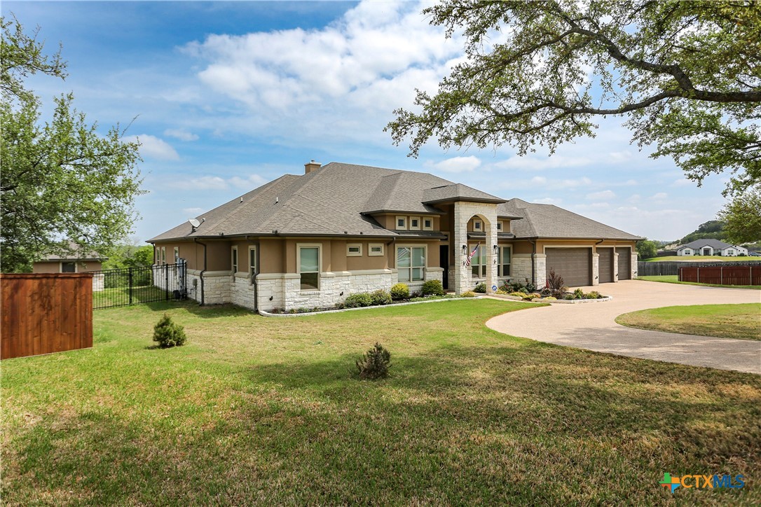 4013 Turning Leaf Drive Property Photo 1