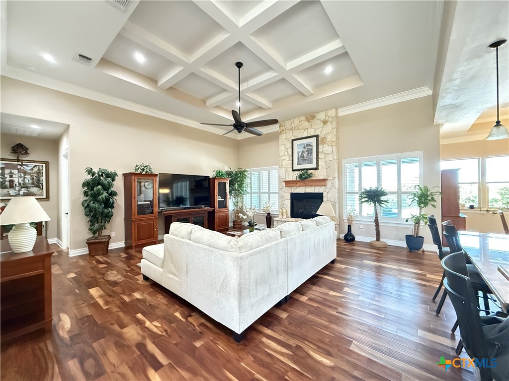4013 Turning Leaf Drive Property Photo 8