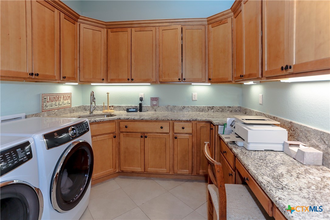 4013 Turning Leaf Drive Property Photo 27