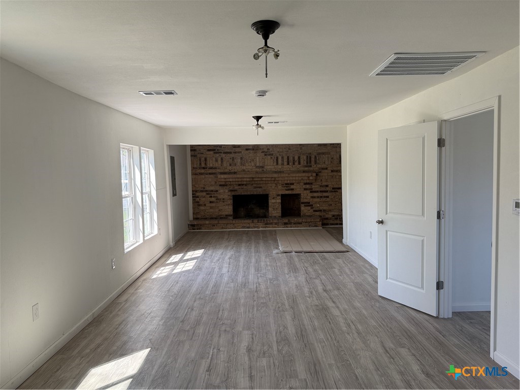 2411 Mumphord Street Property Photo 5