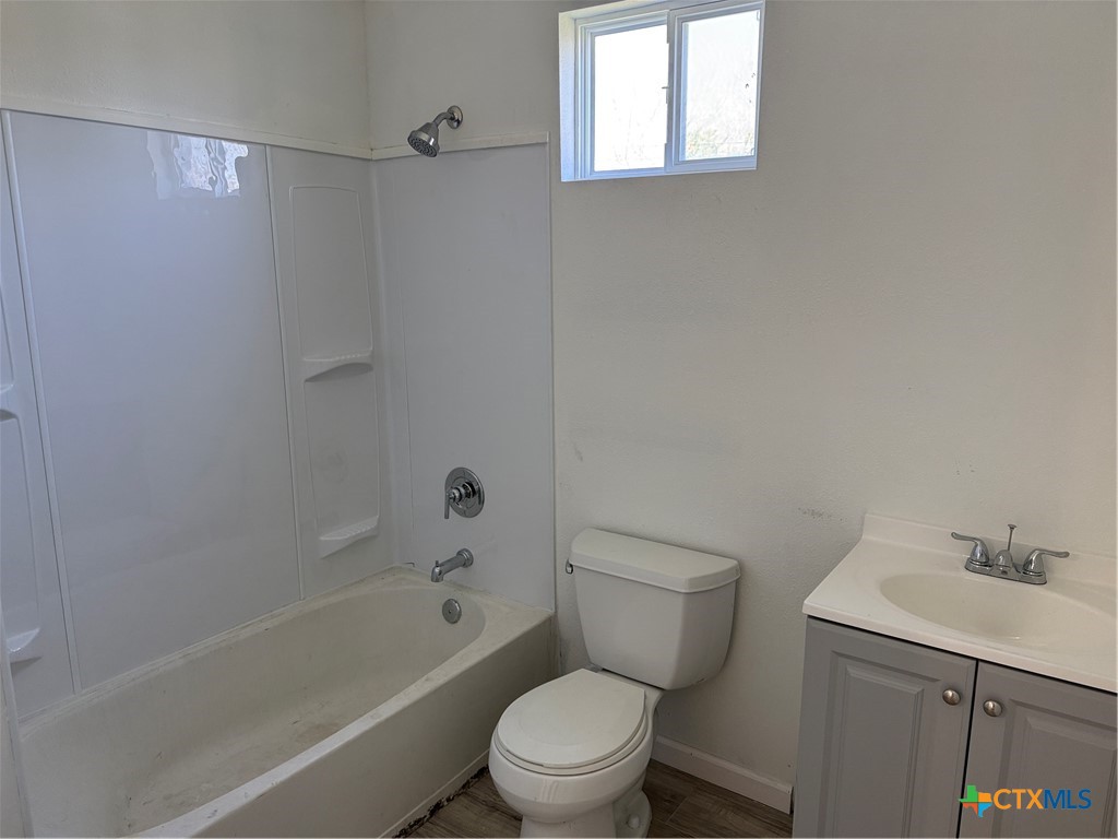 2411 Mumphord Street Property Photo 7