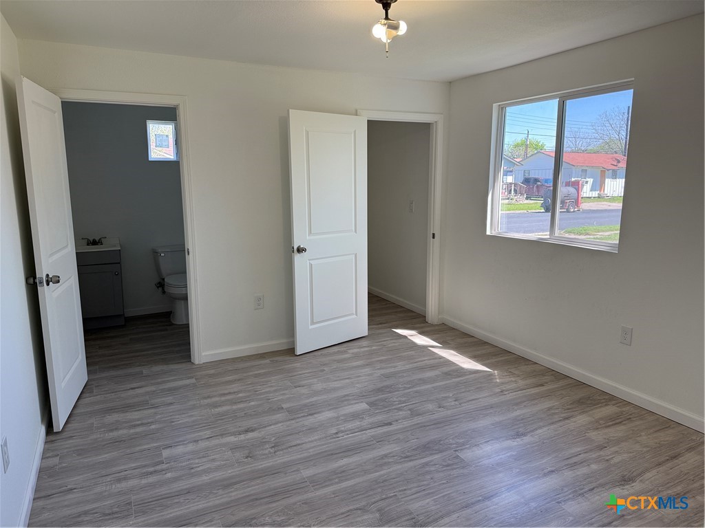 2411 Mumphord Street Property Photo 9