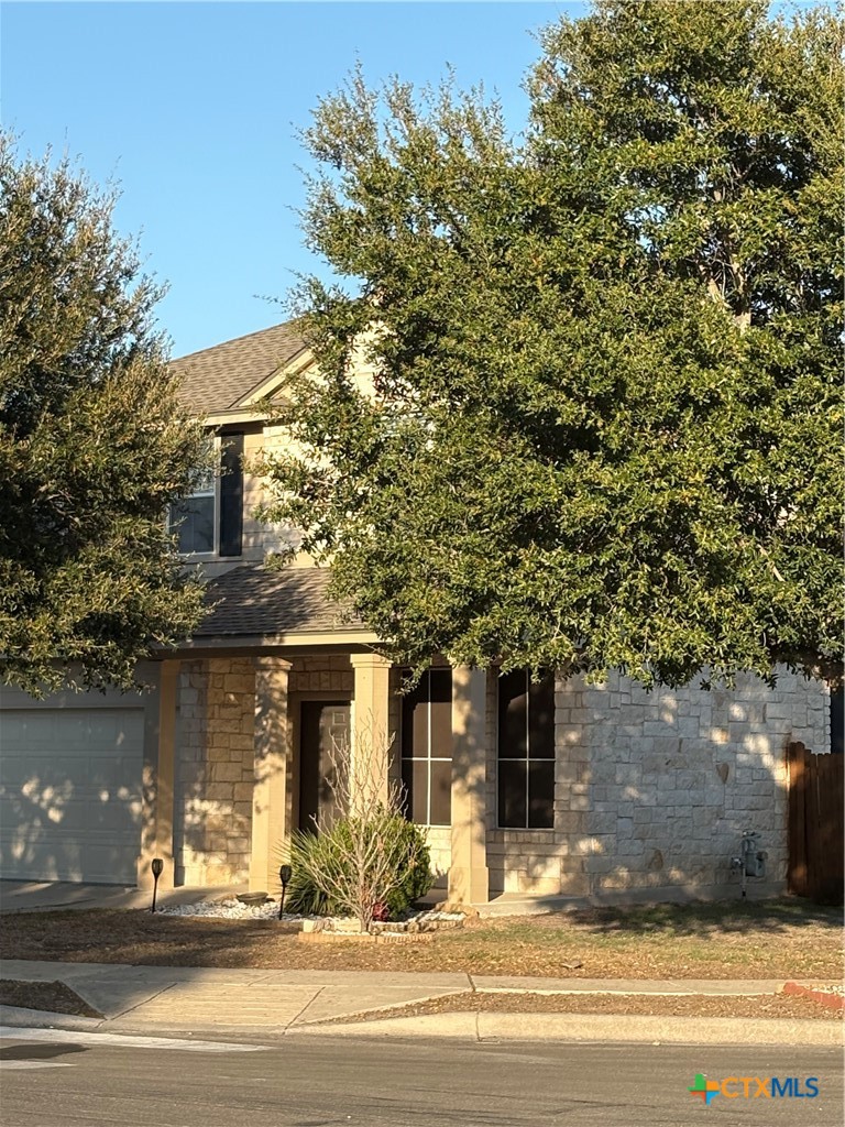 102 Wisteria Way Property Photo 2