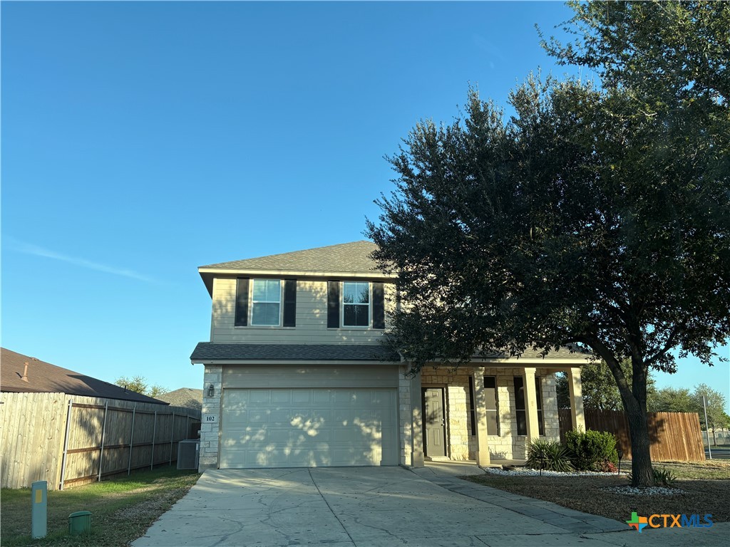 102 Wisteria Way Property Photo 3