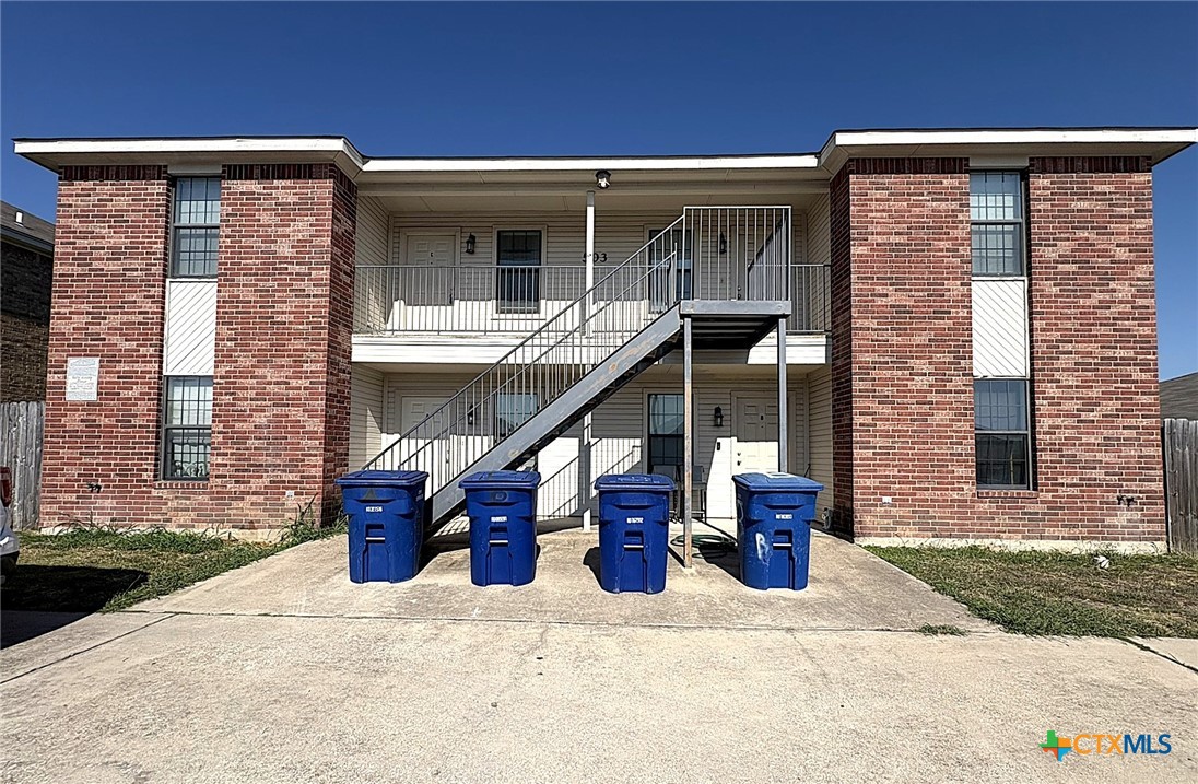 503 Bermuda C Property Photo 1