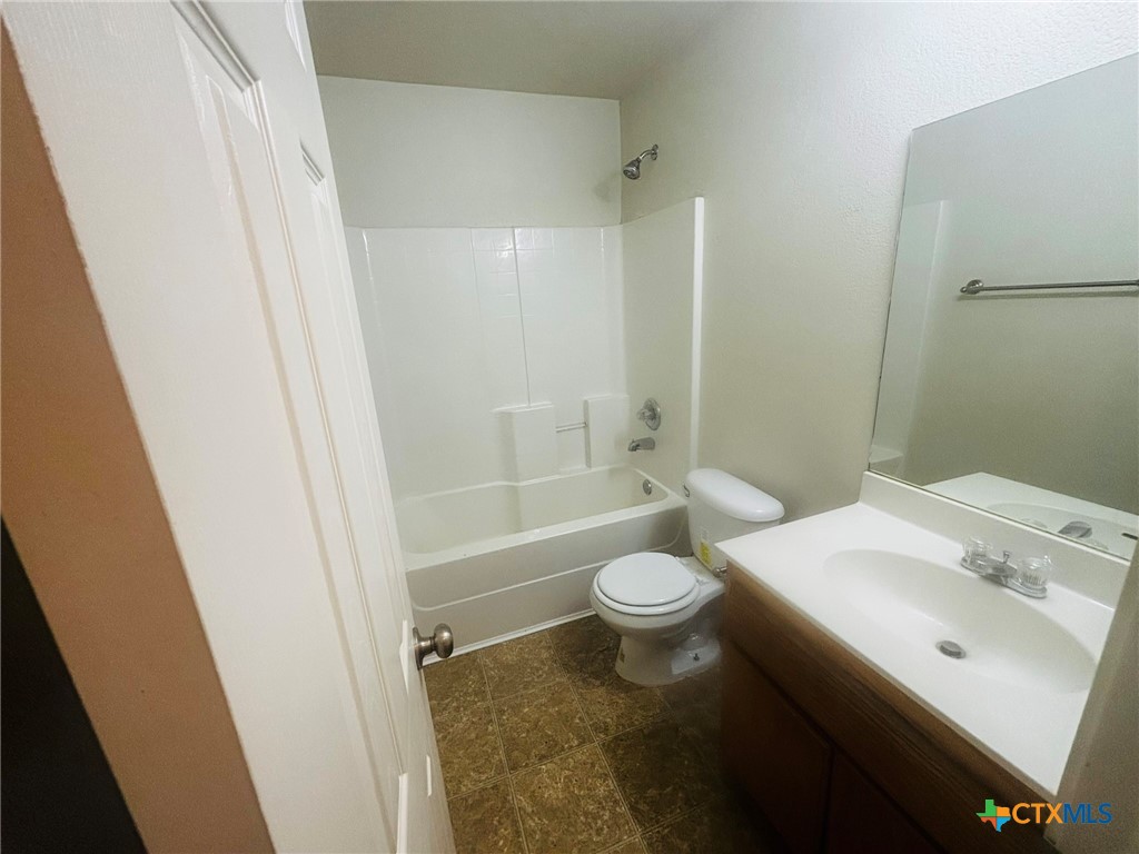 503 Bermuda C Property Photo 13
