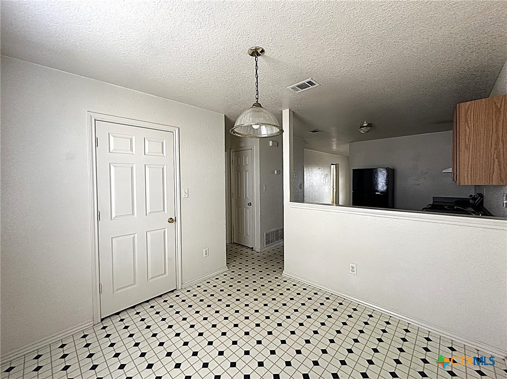 2801 Cantabrian Drive D Property Photo 3