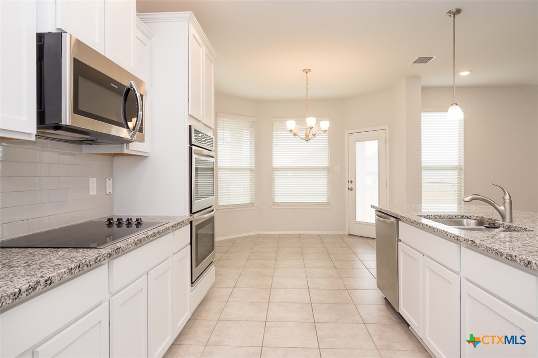 2605 Cortona Street Property Photo 23