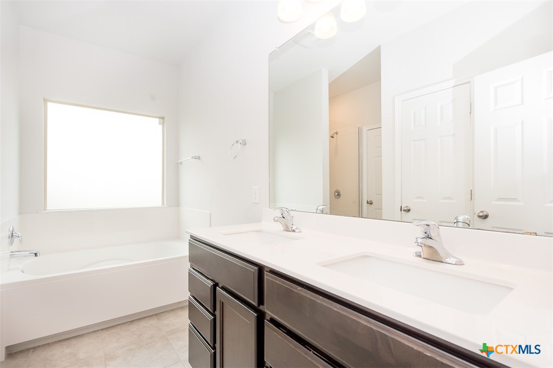 2605 Cortona Street Property Photo 30