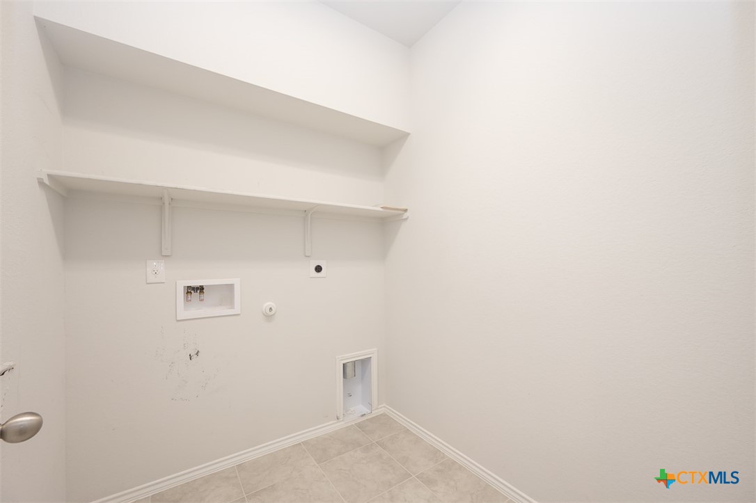 2605 Cortona Street Property Photo 38