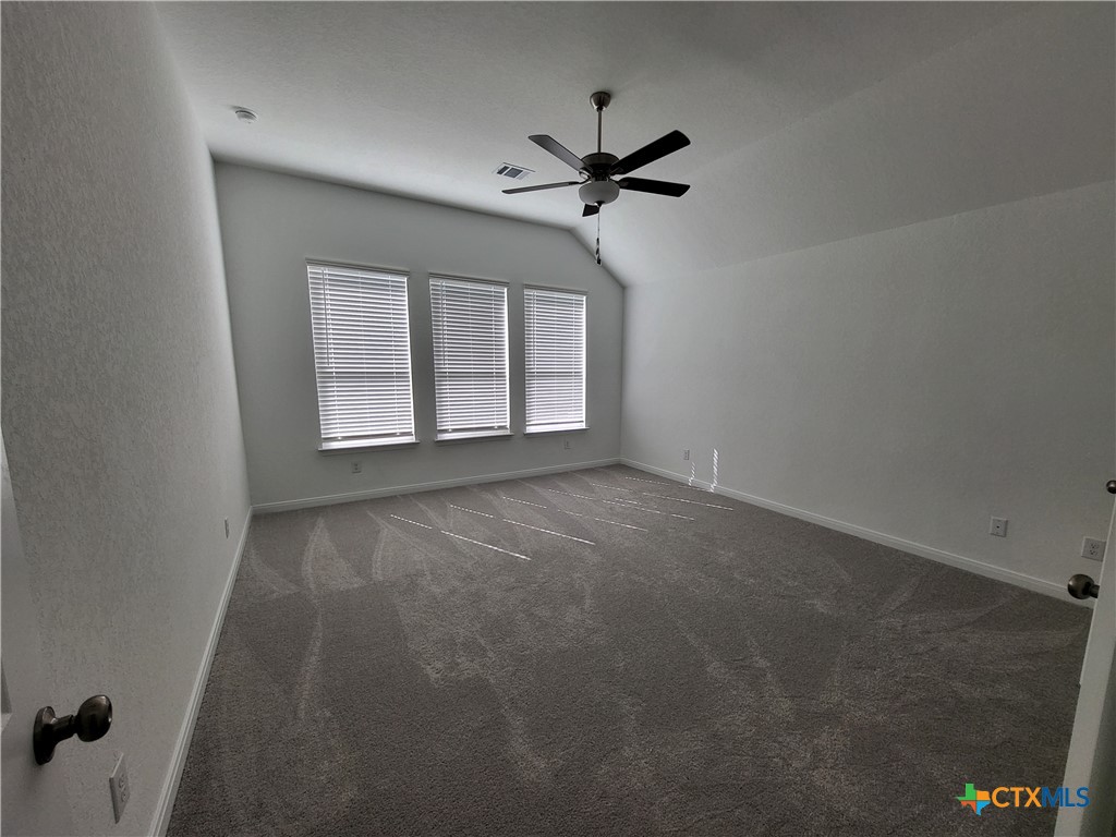 1233 Fox Wing Way Property Photo 17