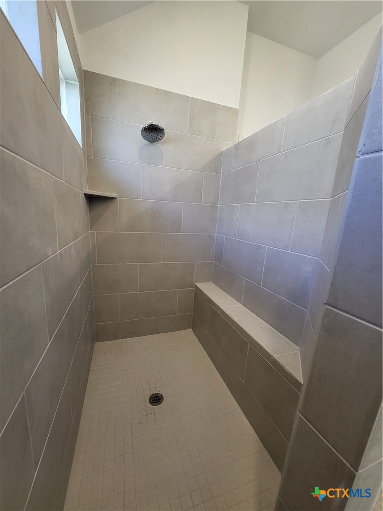 1233 Fox Wing Way Property Photo 21
