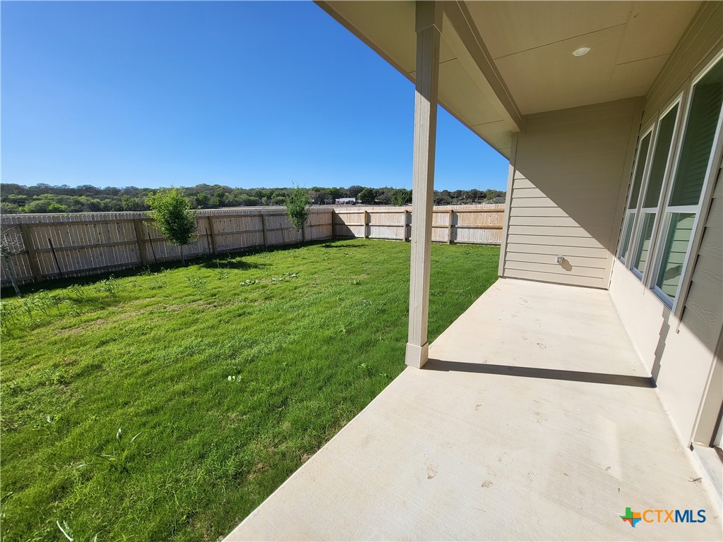 1233 Fox Wing Way Property Photo 24