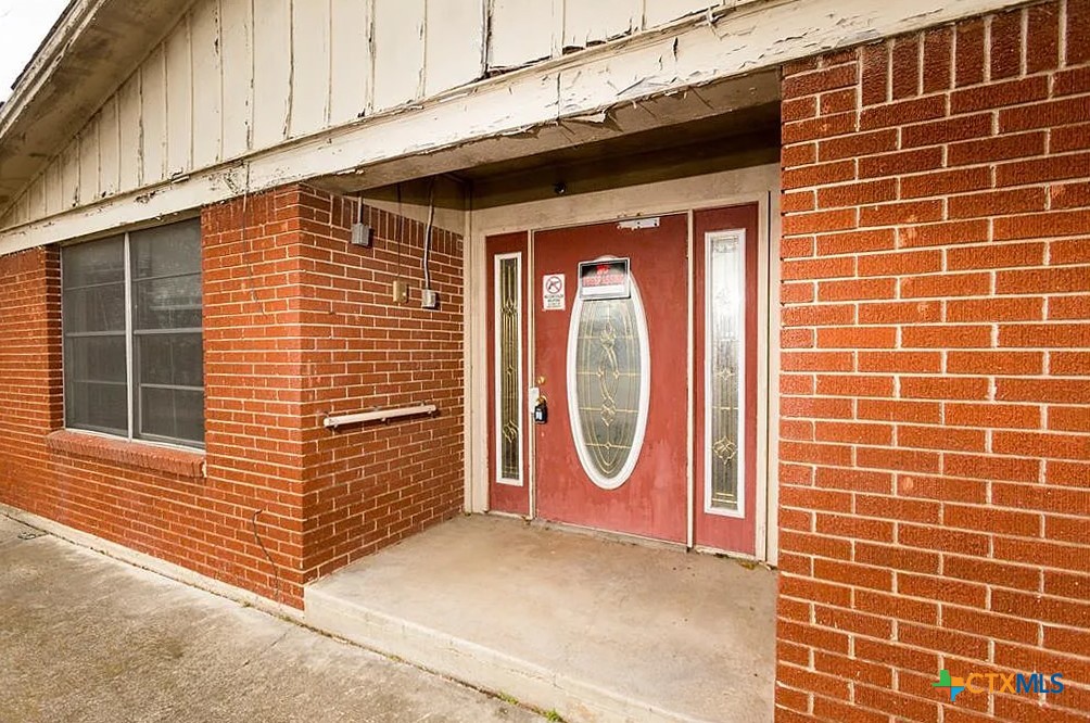 111 S 33rd Street Property Photo 14