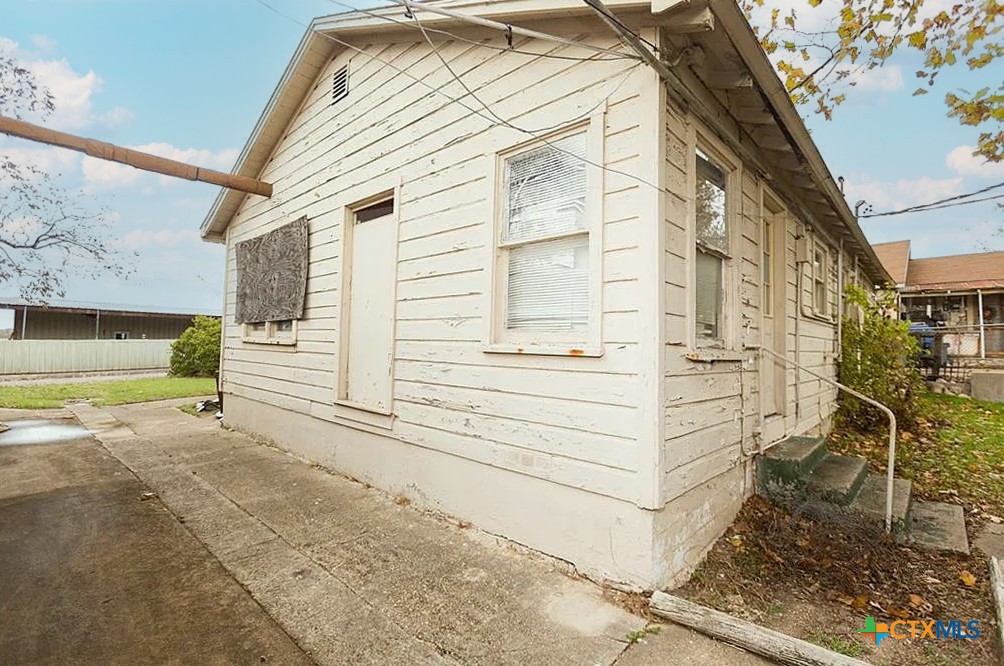 111 S 33rd Street Property Photo 15
