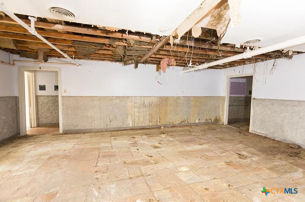 111 S 33rd Street Property Photo 19