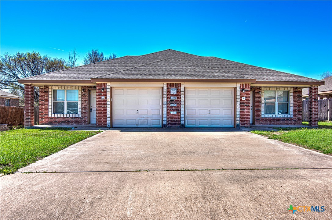 4202 Elms Run Circle Property Photo 1