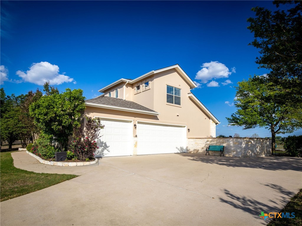 12407 Aquaplex Drive Property Photo 27