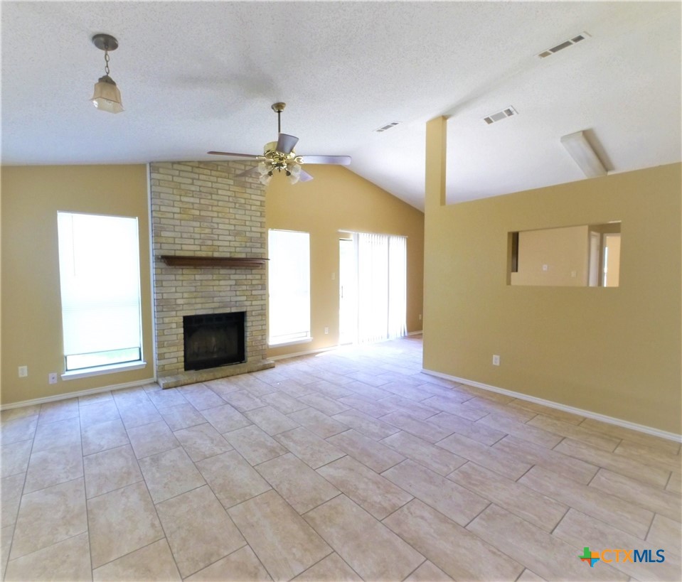 1510 Westway Drive Property Photo 3
