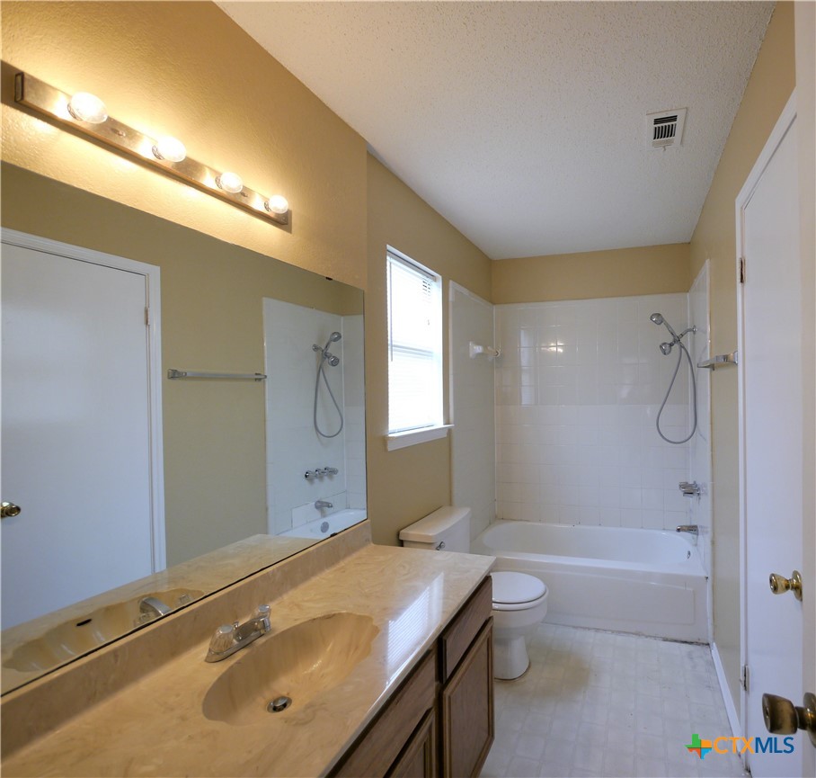 1510 Westway Drive Property Photo 6