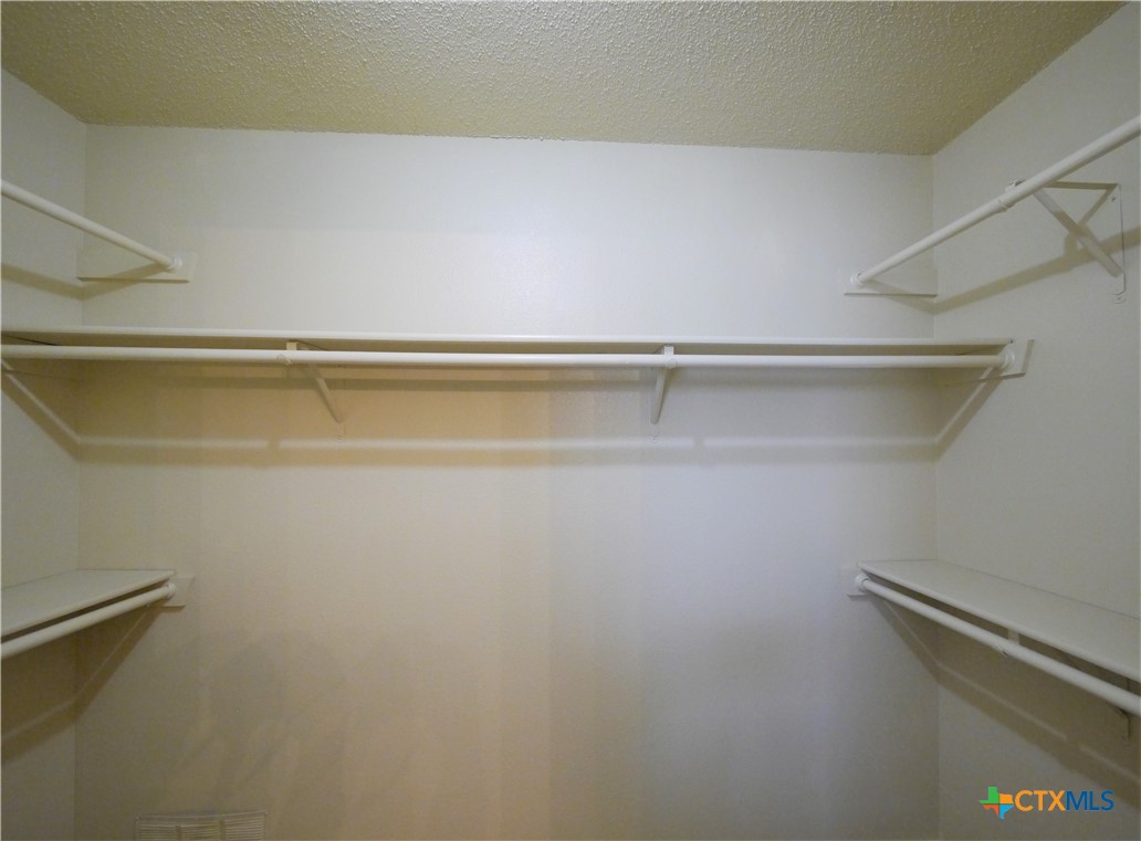1510 Westway Drive Property Photo 7