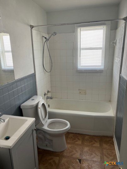 808 Stetson Avenue 806 Property Photo 7