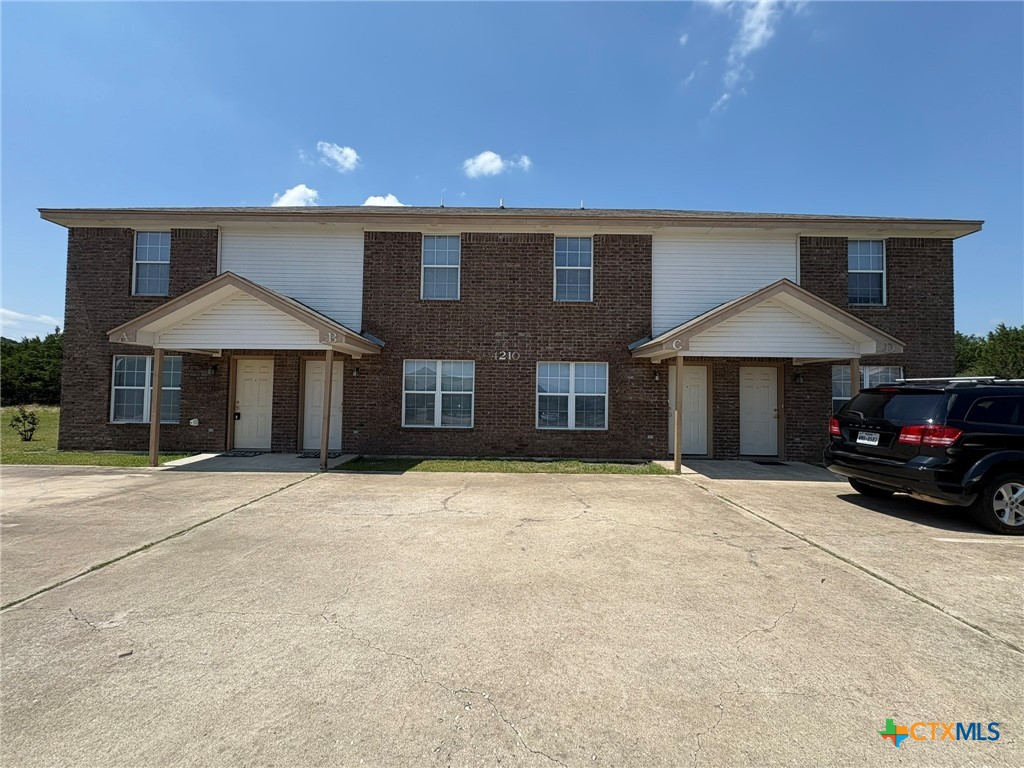 4210 Primrose Drive C Property Photo 1