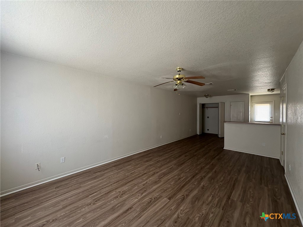 4210 Primrose Drive C Property Photo 2