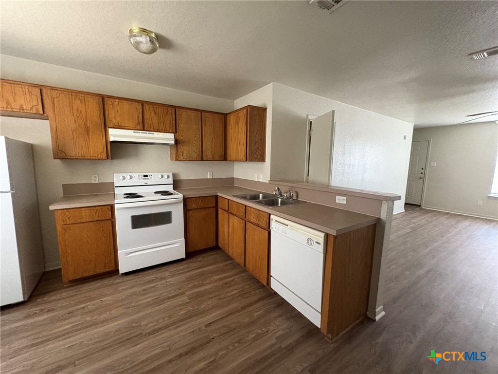 4210 Primrose Drive C Property Photo 5