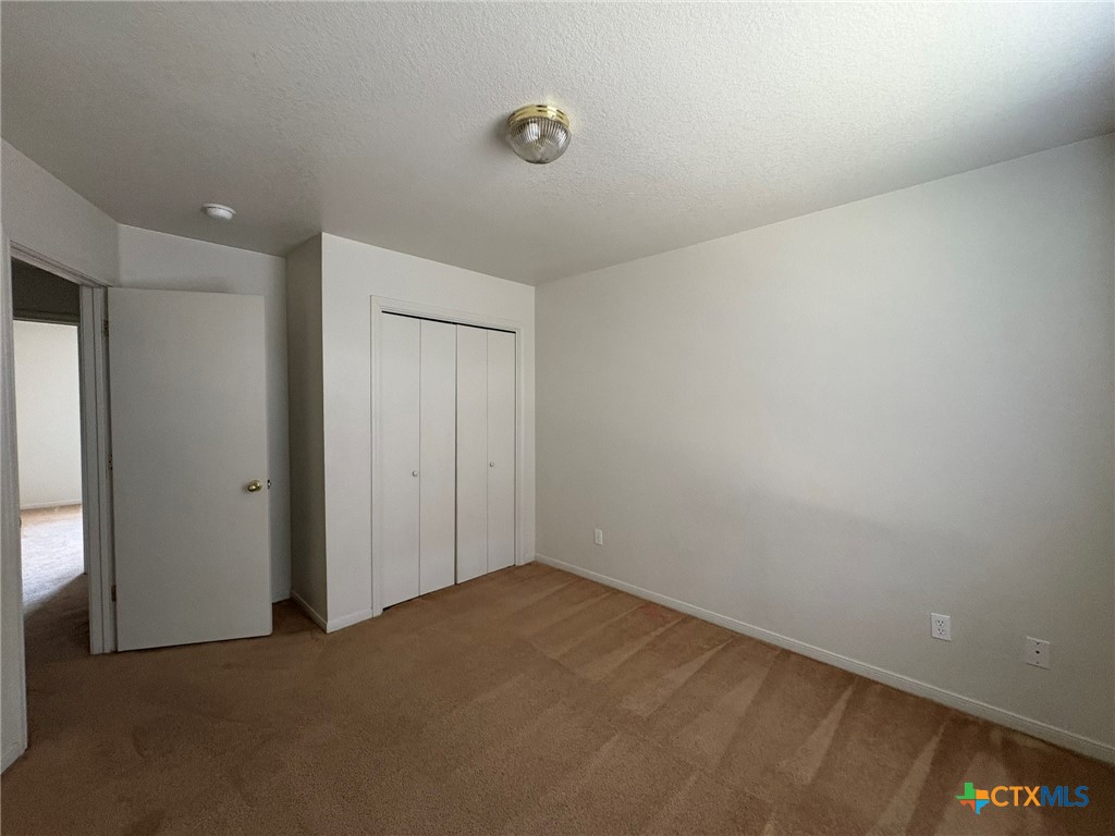 4210 Primrose Drive C Property Photo 9