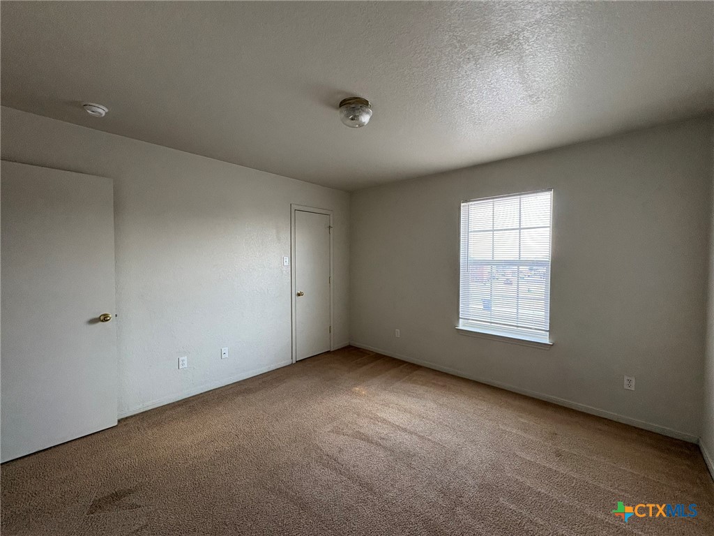 4210 Primrose Drive C Property Photo 13