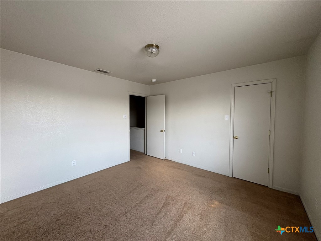 4210 Primrose Drive C Property Photo 14