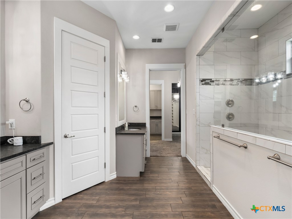 654 Copper Trace Property Photo 16
