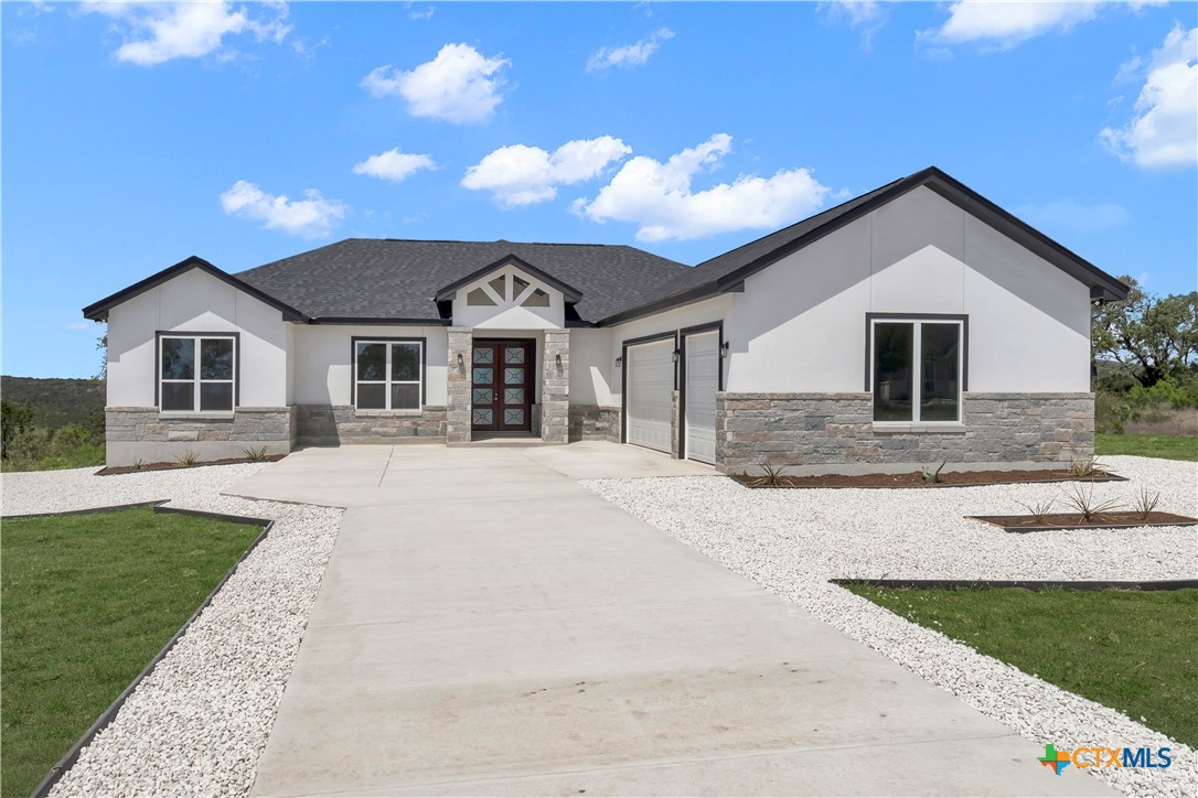 1585 Private Road 2771