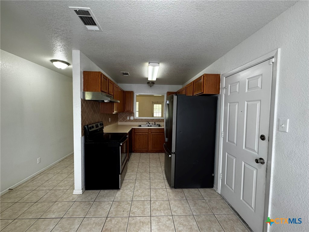 2416 Jerome Drive Property Photo 6