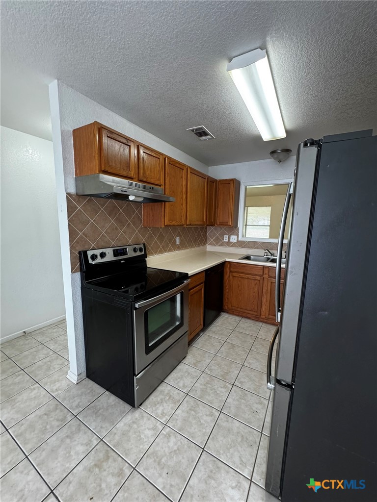 2416 Jerome Drive Property Photo 9