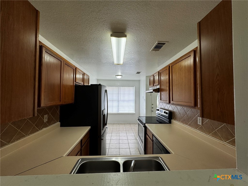 2416 Jerome Drive Property Photo 27