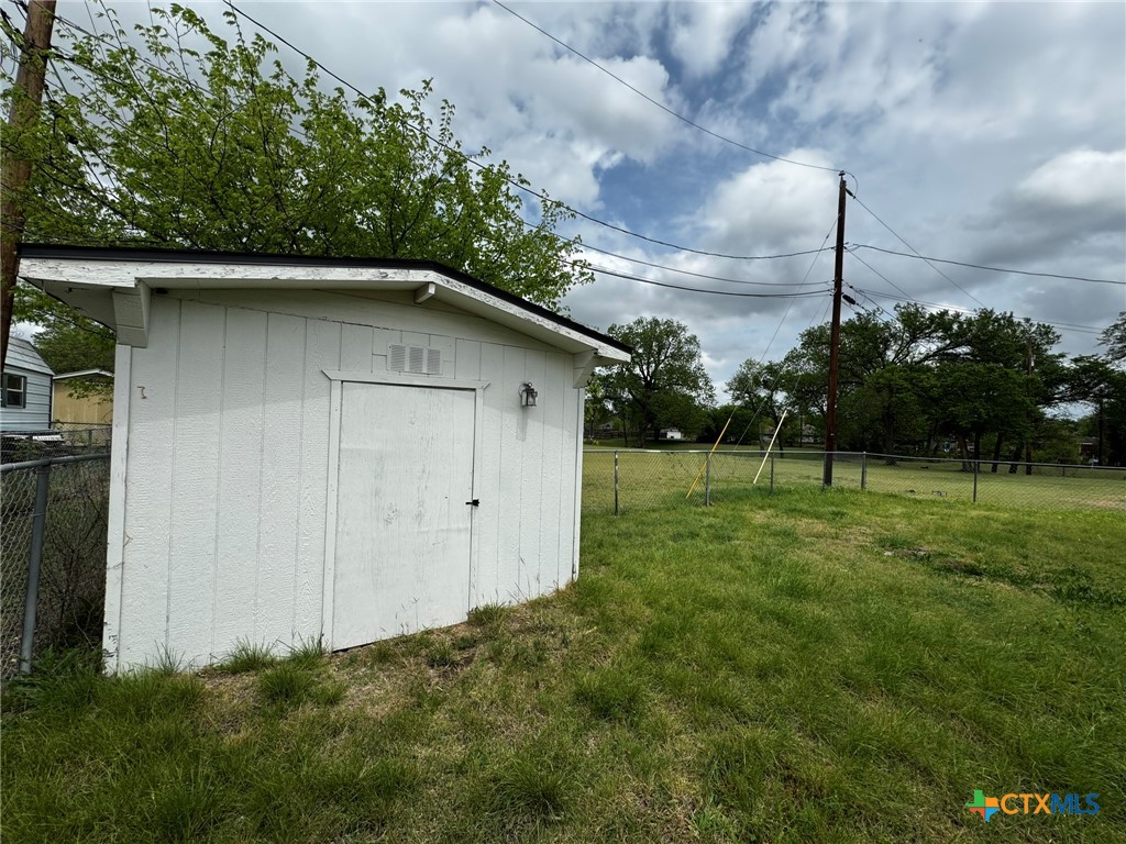2416 Jerome Drive Property Photo 28