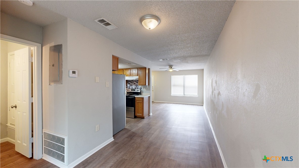 1300 Monroe Loop Property Photo 9