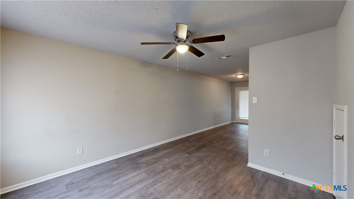 1300 Monroe Loop Property Photo 16