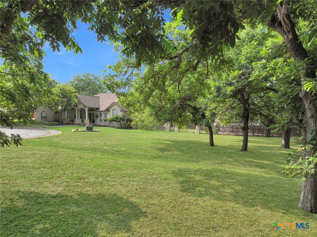 127 Milagros Property Photo 5
