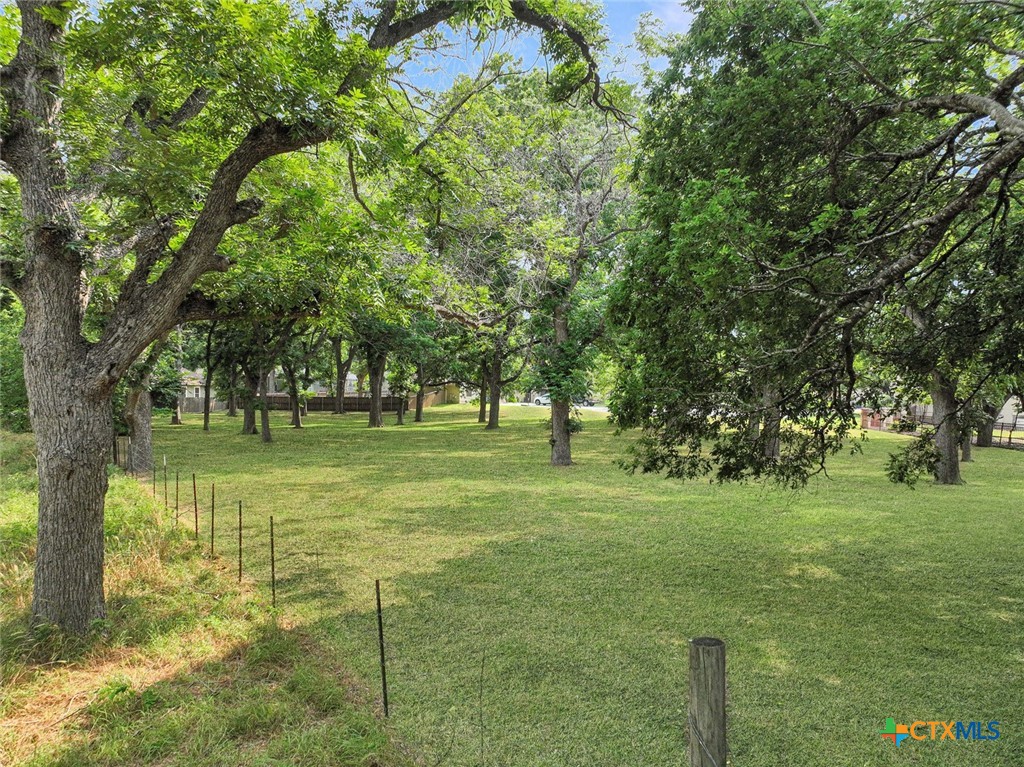 127 Milagros Property Photo 10