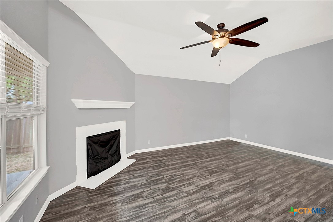 140 Riley Cove Property Photo 7
