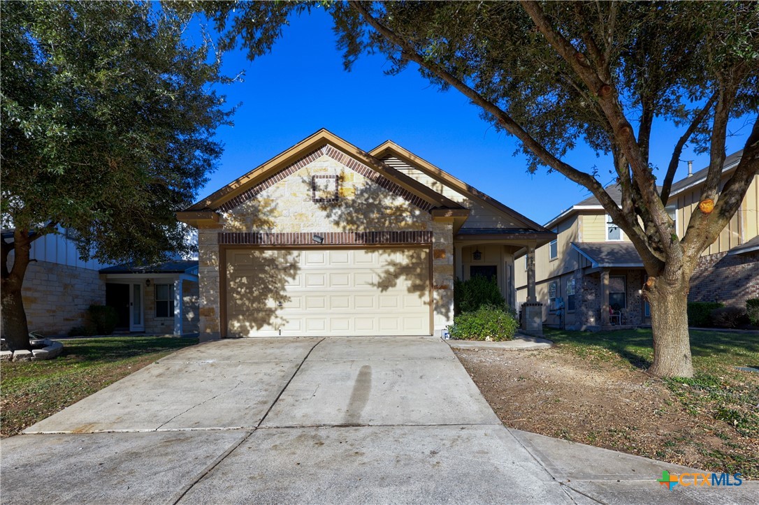 15218 Parrish Lane Property Photo 1