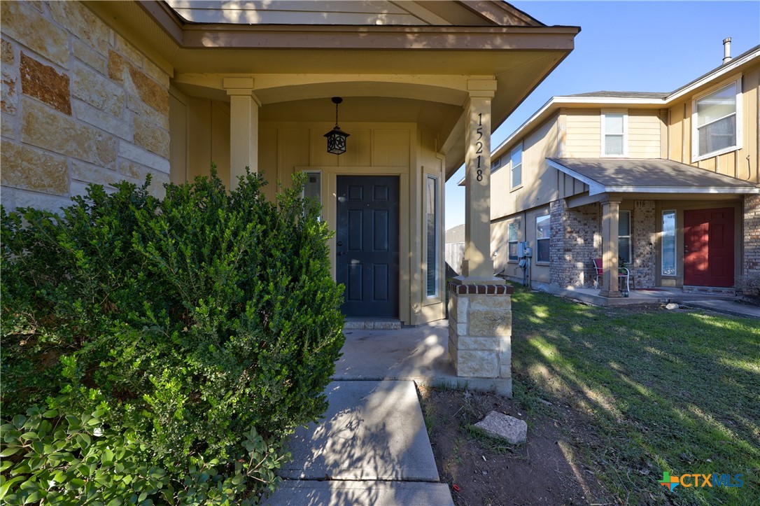 15218 Parrish Lane Property Photo 3