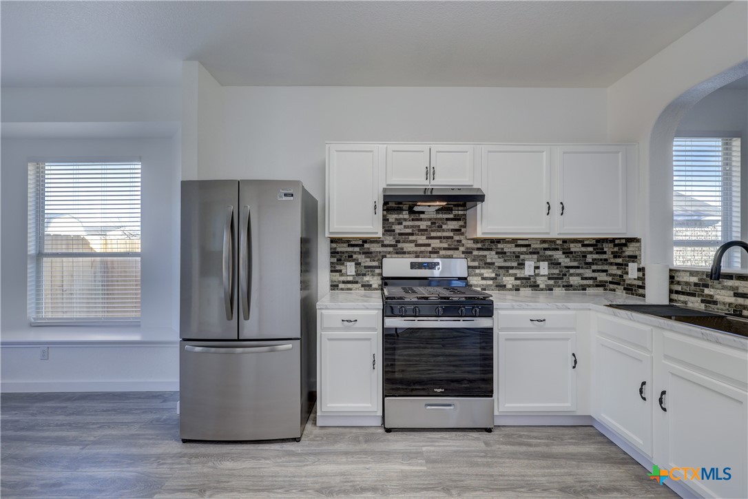 15218 Parrish Lane Property Photo 8