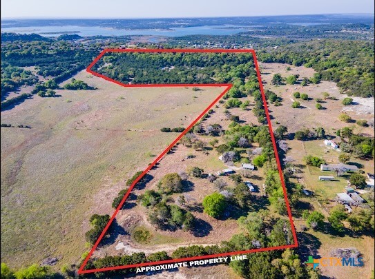2 Fm-2410 Property Photo 1