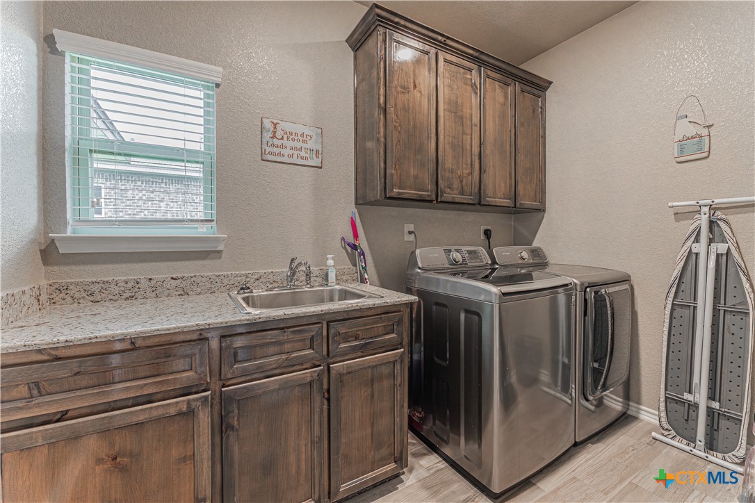 5005 Fresco Drive Property Photo 35