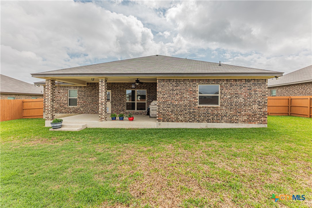 5005 Fresco Drive Property Photo 39
