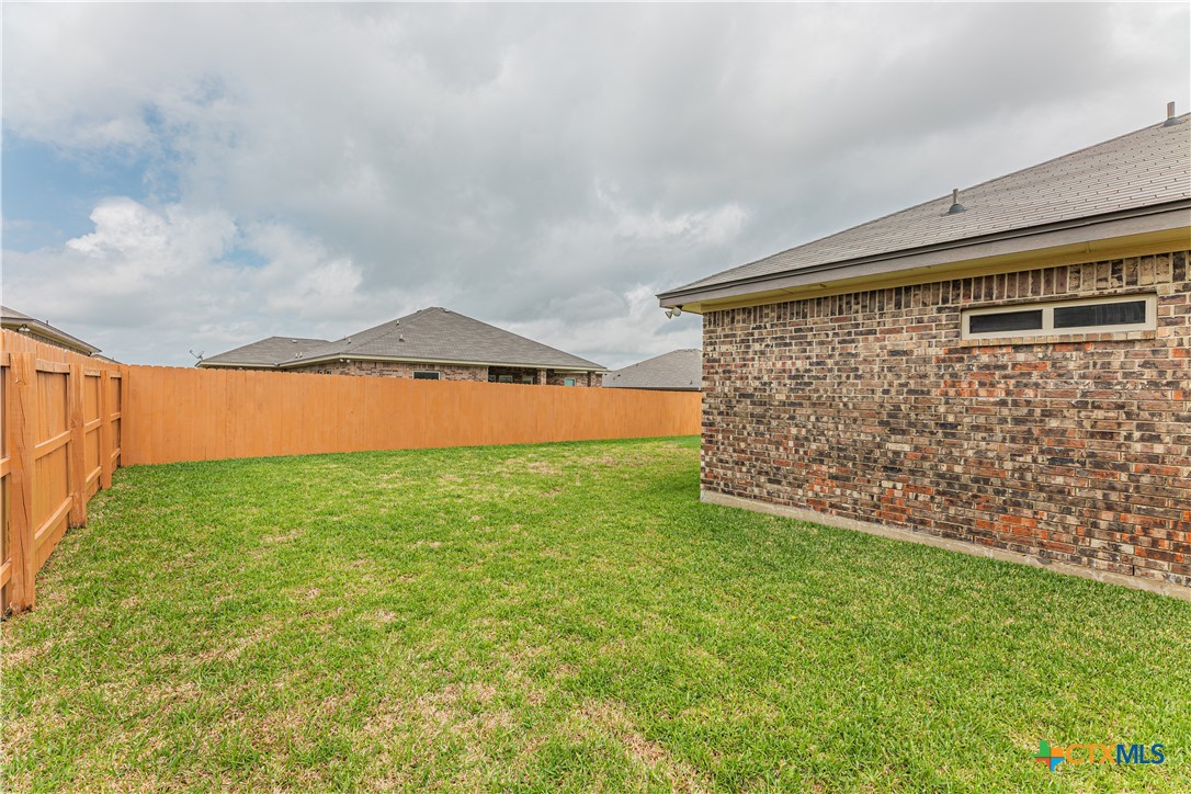 5005 Fresco Drive Property Photo 41